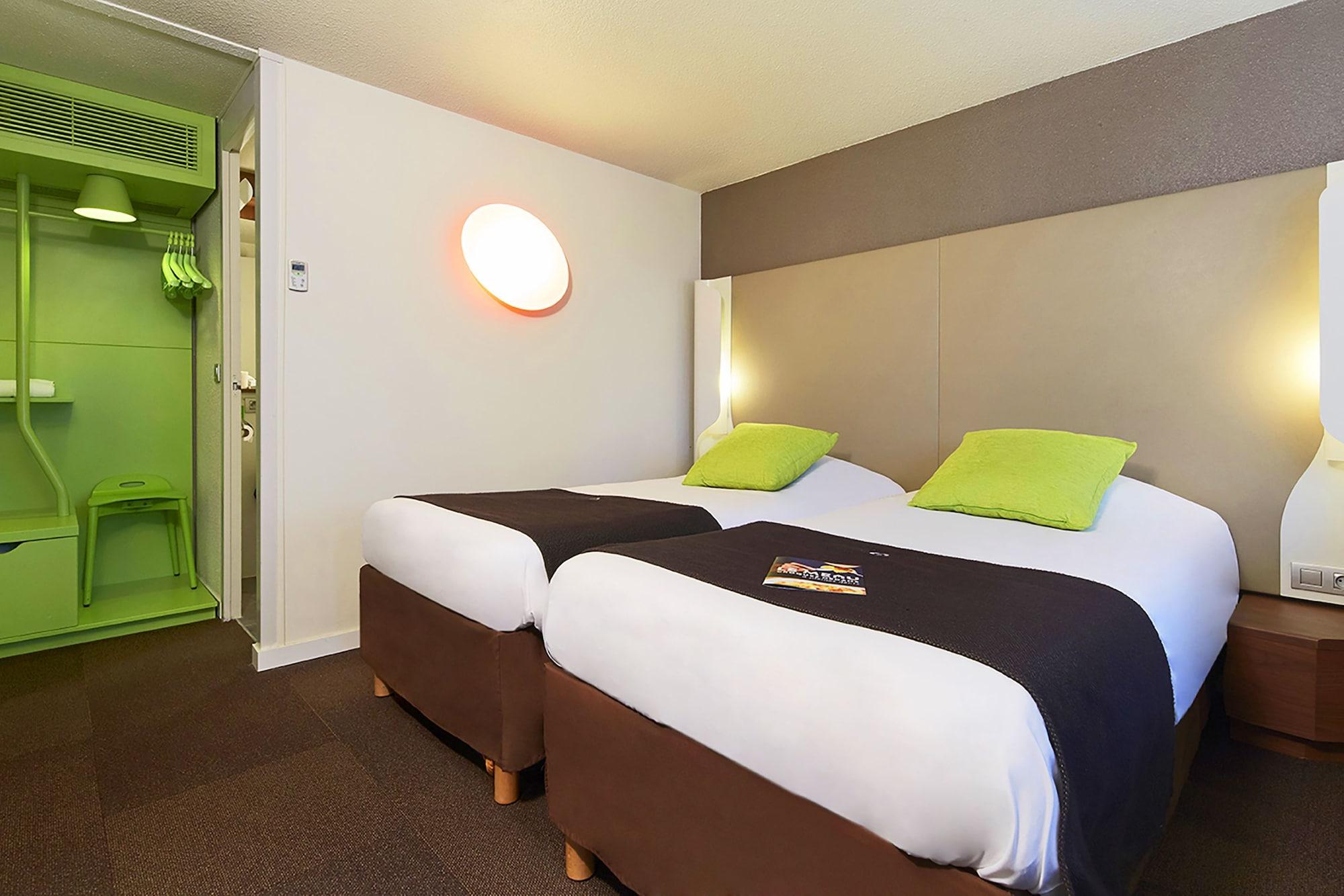 Campanile Tours Sud - Chambray-Les-Tours Hotel Bagian luar foto